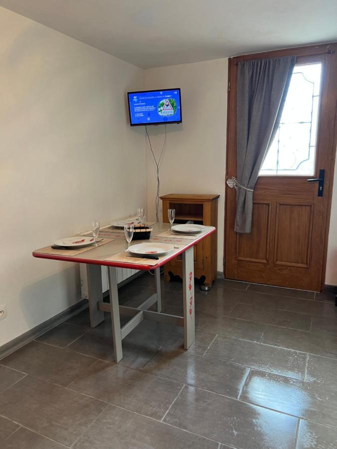 Tres Bel Appartement Bleu Montclar  Luaran gambar